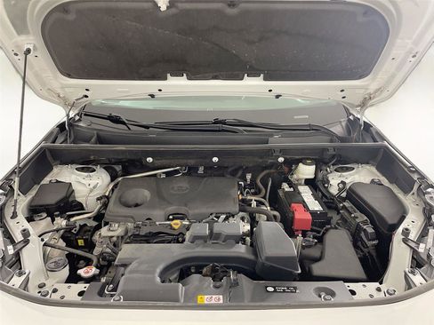 Used 2024 Toyota RAV4 Adventure image 29