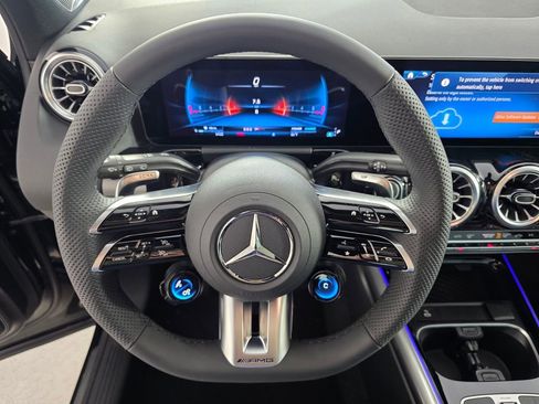 New 2026 Mercedes-Benz GLA 35 AMG 4MATIC image 12