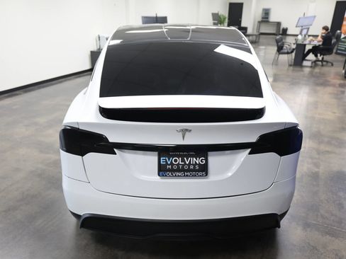 Used 2022 Tesla Model X AWD/4WD image 18