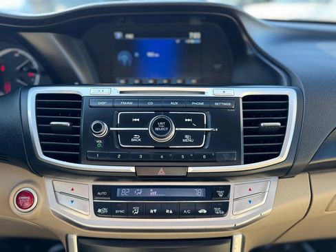 Used 2014 Honda Accord EX image 26