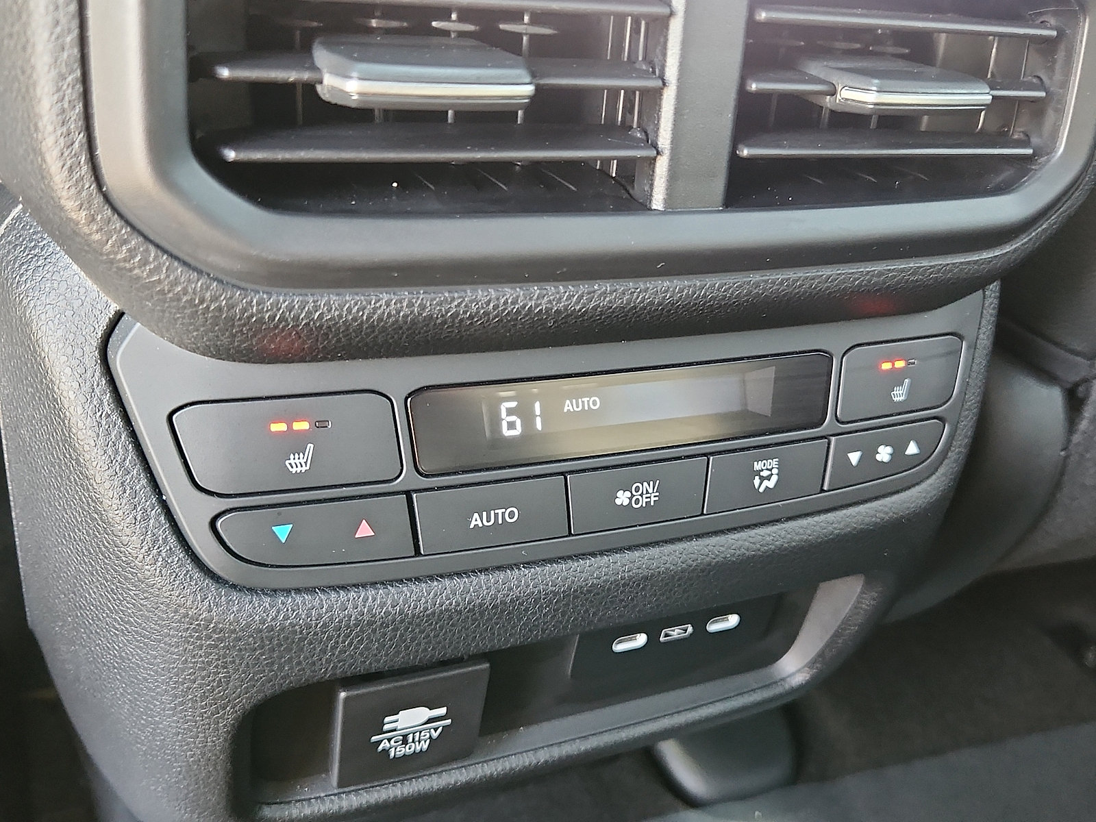 Used 2024 Honda Passport Black Edition image 11