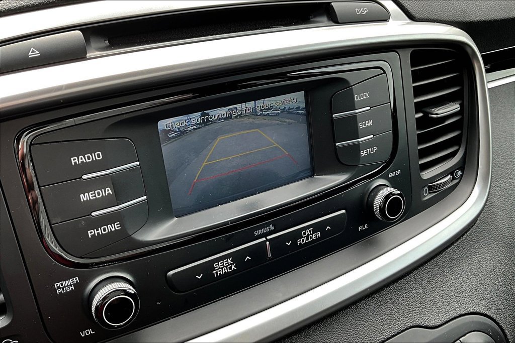 Used 2018 Kia Sorento L FWD image 29