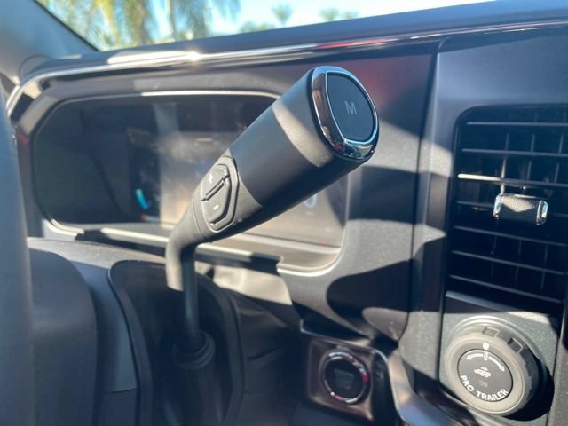 New 2026 Ford F250 Lariat w/ Black Appearance Package AWD/4WD image 14