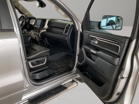 Used 2019 RAM 1500 Laramie w/ Trailer Tow Group image 27