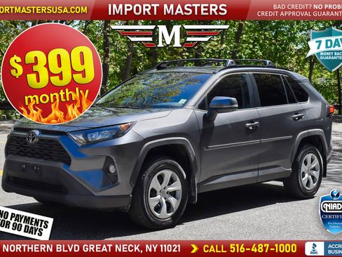 Used 2021 Toyota RAV4 LE AWD/4WD image 1