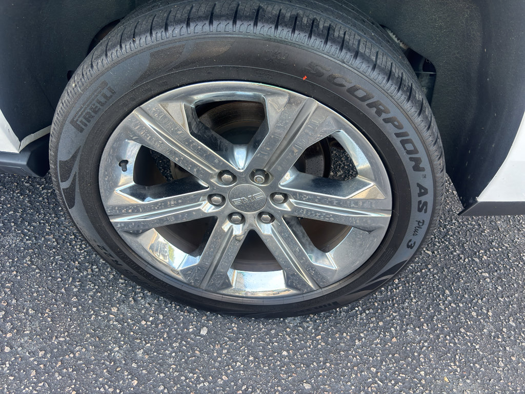 Used 2019 GMC Yukon XL Denali w/ Denali Ultimate Package AWD/4WD image 12