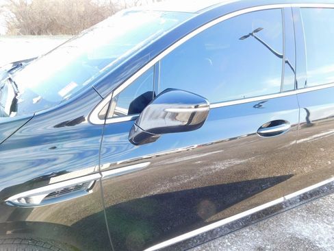 Used 2021 Buick Enclave Essence w/ Sport Touring Edition image 10