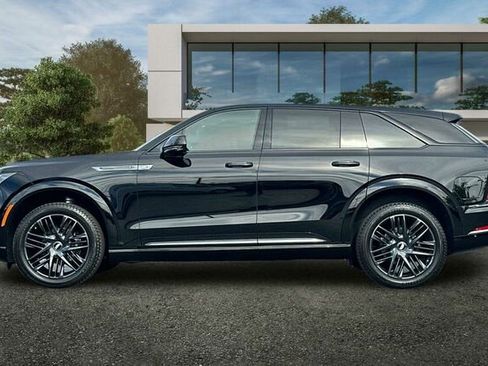 New 2025 Cadillac Escalade IQ Sport 2 w/ LPO, ONYX Package image 7