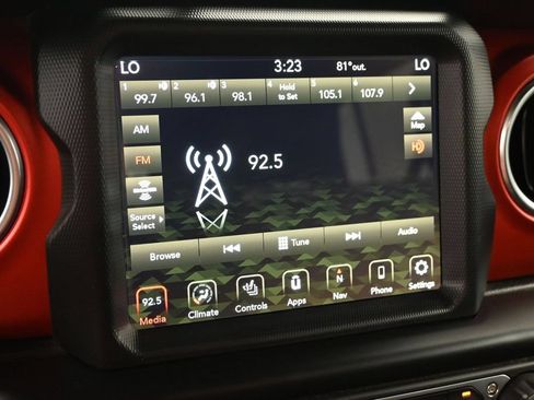 Used 2020 Jeep Wrangler Unlimited Rubicon AWD/4WD image 8