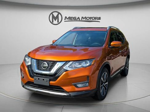 Used 2019 Nissan Rogue SL w/ Premium Package AWD/4WD image 1