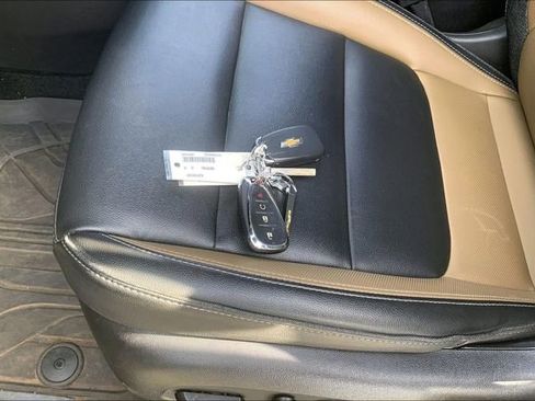 Used 2021 Chevrolet TrailBlazer ACTIV w/ Technology Package image 11