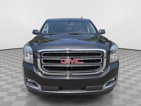 Used 2018 GMC Yukon XL SLE w/ SLE Value Package AWD/4WD image 2