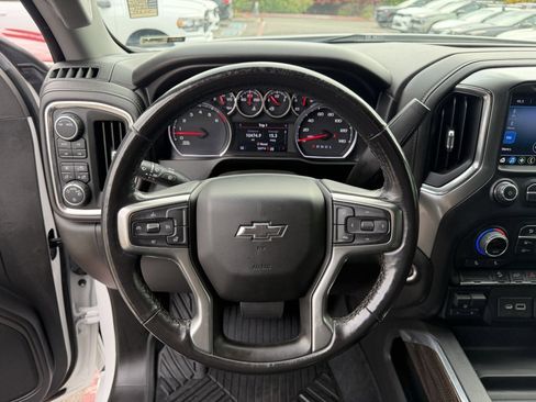 Used 2021 Chevrolet Silverado 1500 LT Trail Boss w/ LPO, Dark Essentials Package image 19