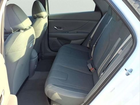 New 2026 Hyundai Elantra Blue image 13