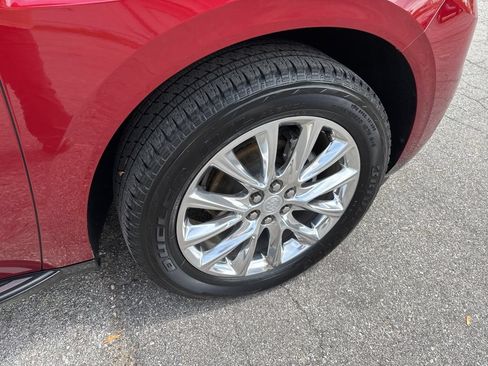 Used 2021 Buick Enclave Premium w/ Sun and Sites Package FWD image 6