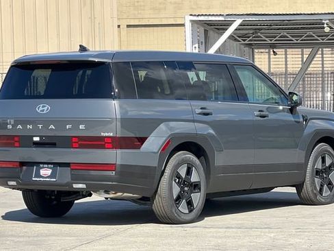 New 2026 Hyundai Santa Fe SE image 6