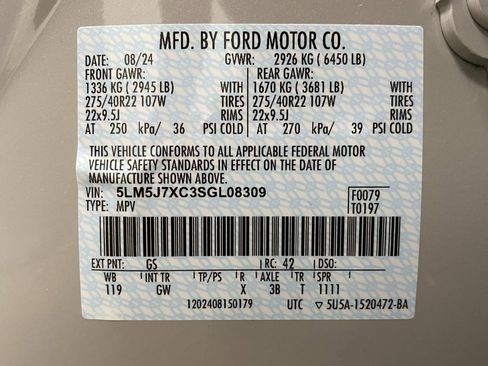 Used 2025 Lincoln Aviator Reserve w/ Equipment Group 201A AWD/4WD image 37