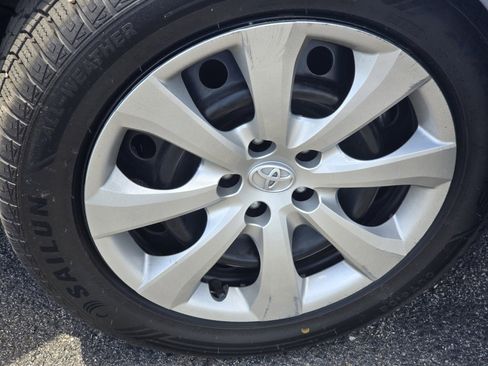 Certified 2023 Toyota Corolla LE FWD image 6