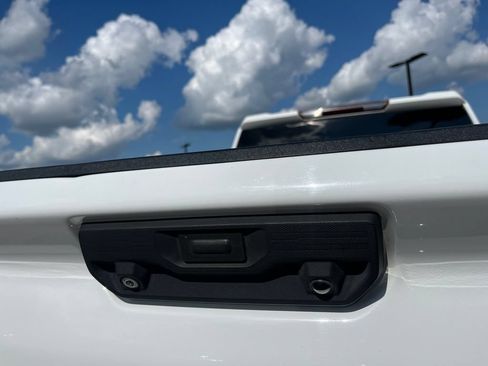 Used 2020 Chevrolet Silverado 2500 LTZ w/ LTZ Plus Package AWD/4WD image 43