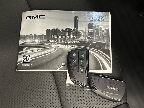 Used 2026 GMC Hummer EV 3X w/ Carbon Fiber Edition Package AWD/4WD image 40