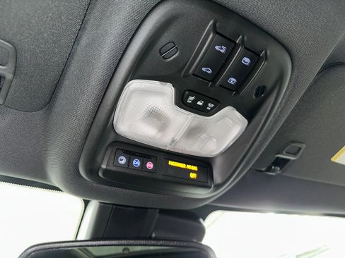 Certified 2023 Chevrolet TrailBlazer RS w/ Sun and Liftgate Package image 19