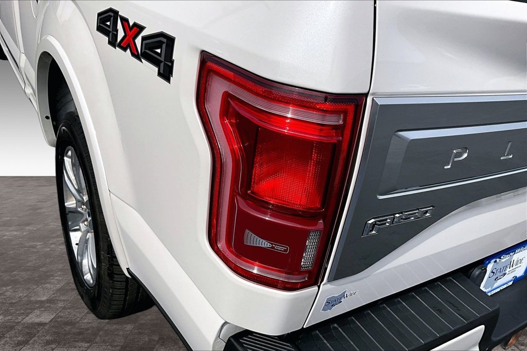 Used 2016 Ford F150 Platinum w/ Equipment Group 701A Luxury AWD/4WD image 32