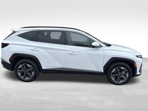 Certified 2025 Hyundai Tucson SEL image 6