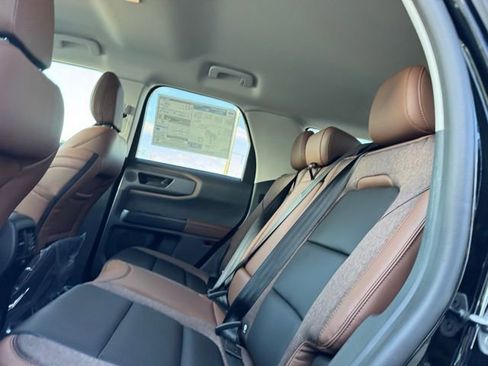 New 2026 Ford Bronco Sport Outer Banks w/ Outer Banks Tech Package+ AWD/4WD image 11