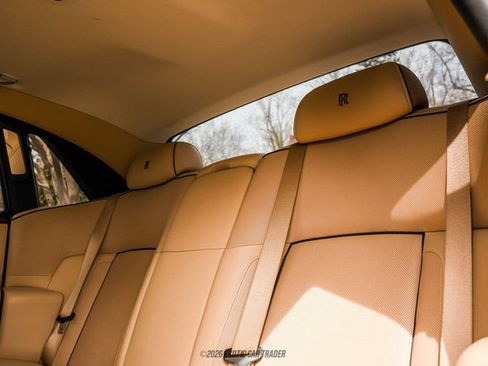 Used 2014 Rolls-Royce Ghost image 78