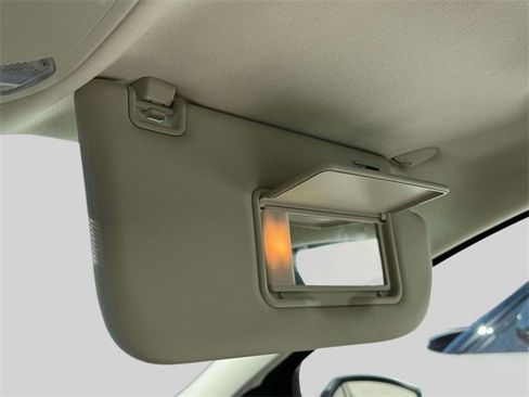 Used 2017 Ford Escape Titanium image 39