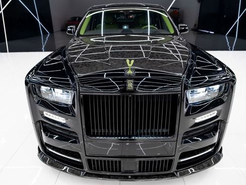 Used 2023 Rolls-Royce Phantom Sedan w/ The Phantom Package image 11