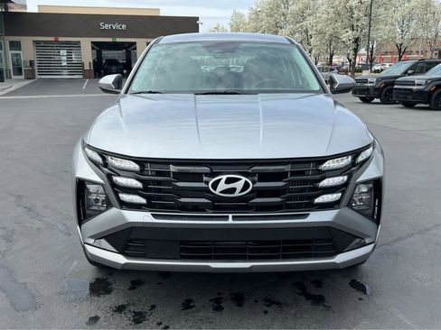 New 2026 Hyundai Tucson Blue SE w/ Tow & Go Package AWD/4WD image 3