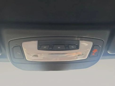 Used 2018 BMW 430i Convertible RWD image 33