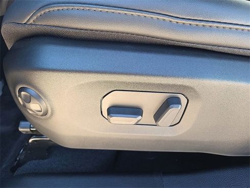 New 2026 Jeep Wrangler Rubicon w/ Steel Bumper Group image 13