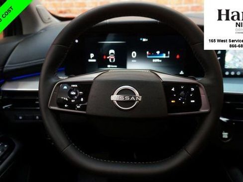 Certified 2025 Nissan Murano SL image 12