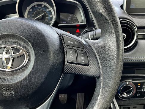 Used 2017 Toyota Yaris iA image 14