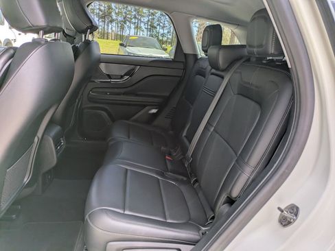 Used 2021 Lincoln Corsair FWD w/ Premium Package image 15