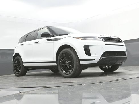 New 2026 Land Rover Range Rover Evoque S AWD/4WD image 33