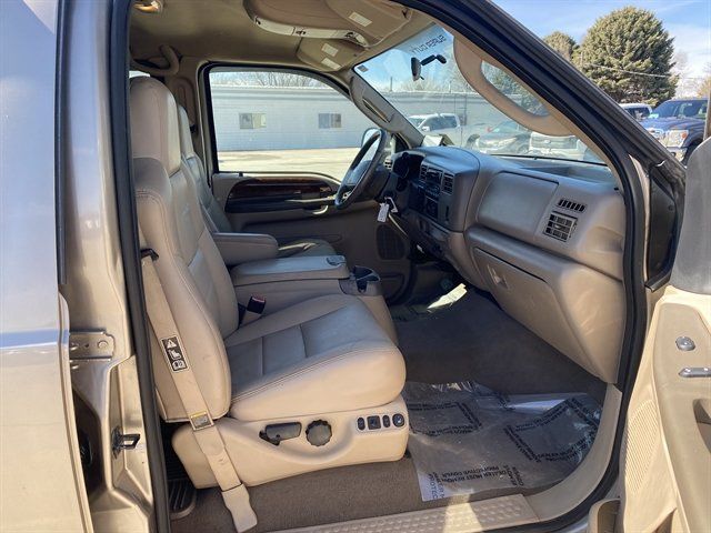 Used 2004 Ford F250 Lariat AWD/4WD image 5