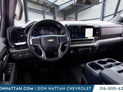 Used 2022 Chevrolet Silverado 1500 LT AWD/4WD image 14