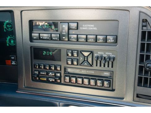 Used 1990 Buick Reatta Convertible image 15