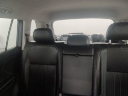 Used 2023 Volkswagen Tiguan SE FWD image 31