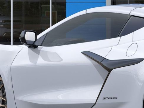 New 2025 Chevrolet Corvette Z06 w/ Z07 Performance Package image 13