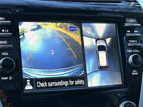 Used 2017 Nissan Murano Platinum w/ Platinum Technology Package image 14