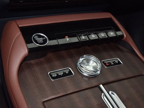 New 2026 Lincoln Navigator Reserve image 32