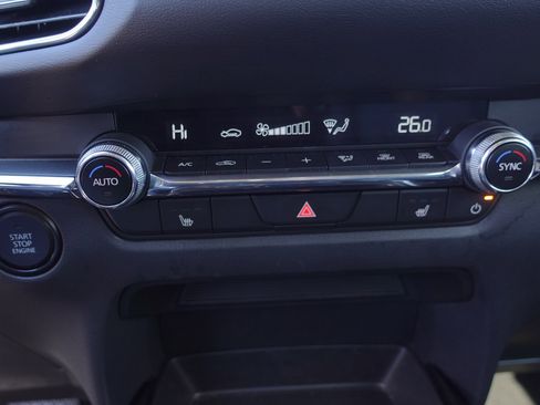 Certified 2025 MAZDA CX-30 AWD 2.5 S w/ Preferred Package image 18