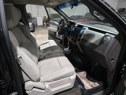Used 2010 Ford F150 XLT image 40
