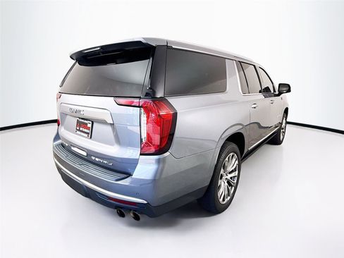 Used 2022 GMC Yukon XL Denali w/ Denali Ultimate Package AWD/4WD image 34