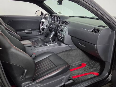 Used 2010 Dodge Challenger R/T w/ Mopar 10 Pkg RWD image 25