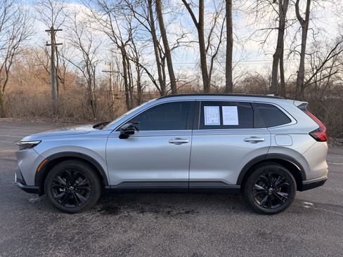 Used 2023 Honda CR-V Sport Touring image 6